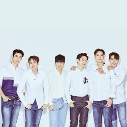 2PM group photo