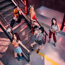 EXID group photo