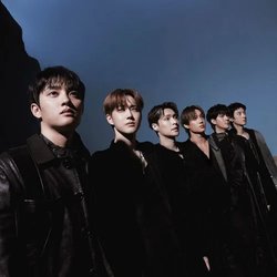 EXO group photo