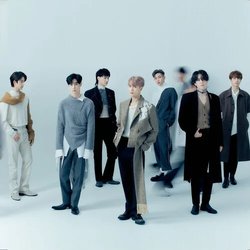 GOT7 group photo