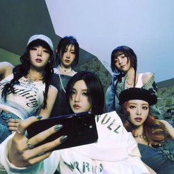 ITZY group photo