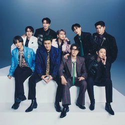 SUPER JUNIOR group photo