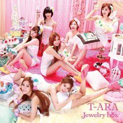 T-ARA group photo