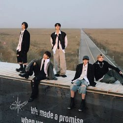 TOMORROW X TOGETHER group photo