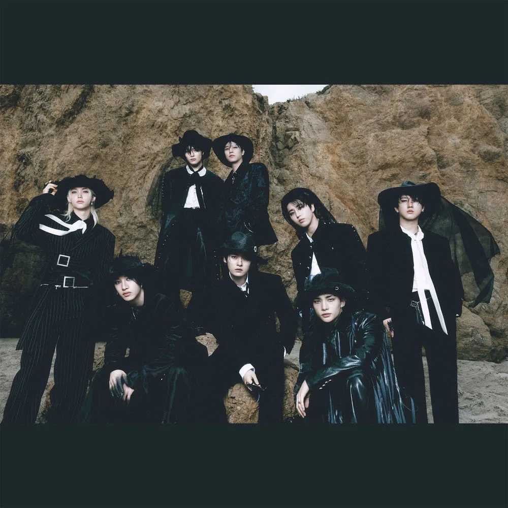 Stray Kids group photo